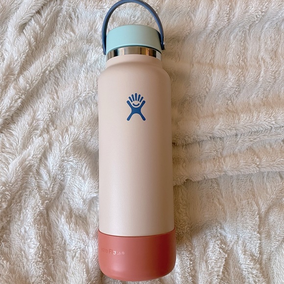 LIMITED EDITION Hydroflask Cotton Candy 40oz Wide Mouth Bottle NWT